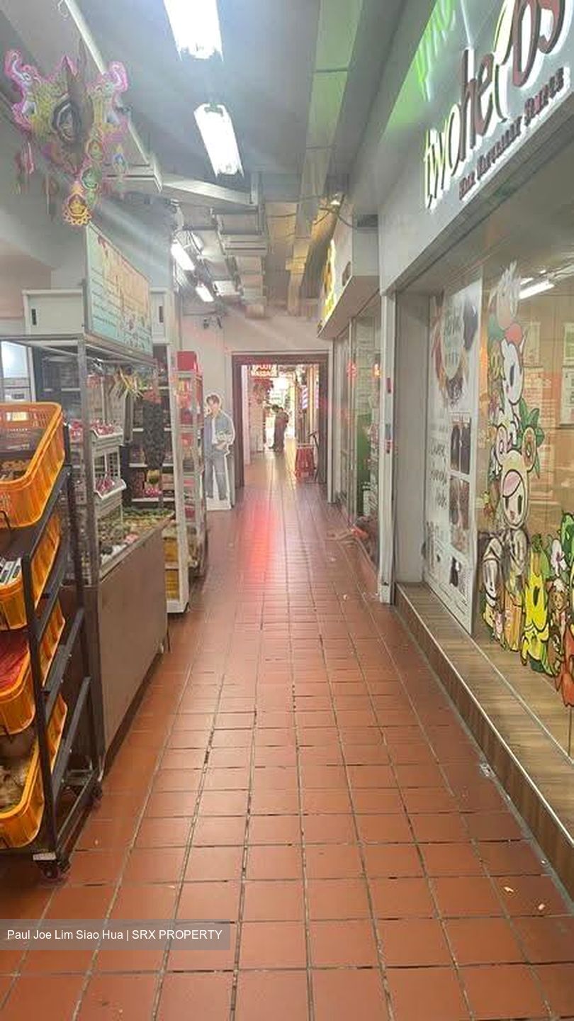 Ang Mo Kio Avenue 8 (D20), Shop House #619413581
